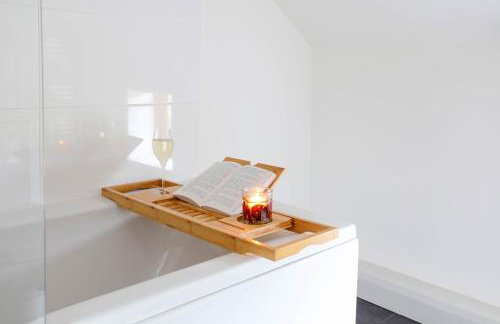 Hastings Retreat Rural barn conversions with Private Lake - Foto 71