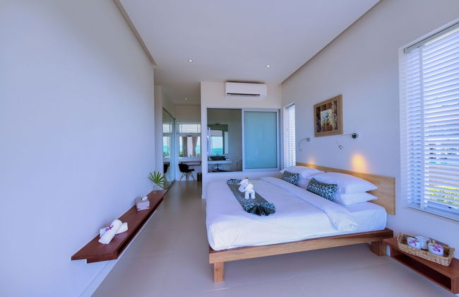 15 Bedroom Luxury Triple Sea View Villas - Photo 33