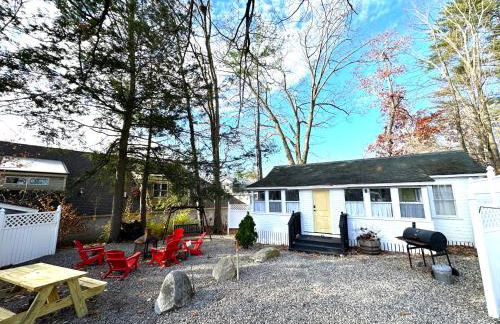 Cottage 8-9 - Stand Alone 2 Bedroom 2 Bath Private Courtyard Pet Friendly with Fee - Photo 1