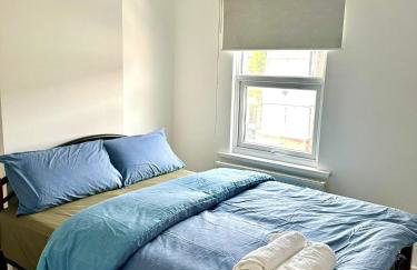 Charming Two-Bedroom Retreat-Garden Oasis Near Central London & Transport Links - Foto 1