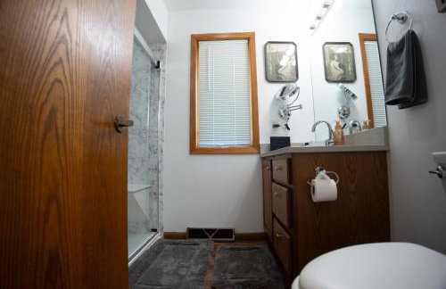 Whispering Woods Estate - Relax, Recharge, Connect - 12 wooded acres, 3 Bedrooms, 3 Baths, sleeps 10 - Foto 35