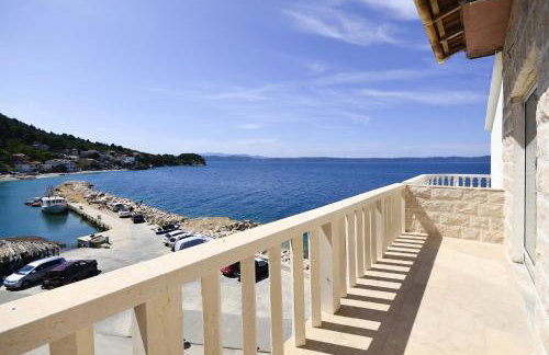 Apartmani Mira - Photo 25