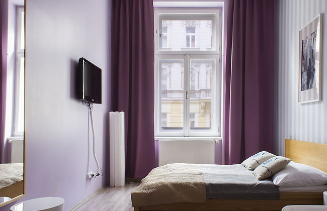 Royal Court Apartments - Photo 52