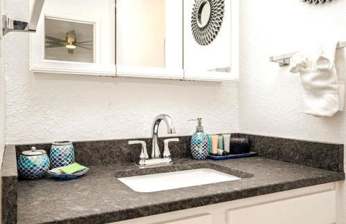 Tranquil Tortuga Lake View Central Destin - Foto 28