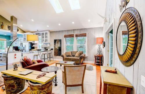 Quiet central home with enclosed yard, deck, grill, central AC, washer and dryer - Foto 8