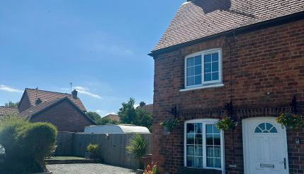 Pretty View Cottage, SEATON - Photo 3