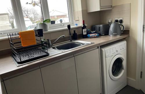 4 bed house perfect for contractors - Foto 9