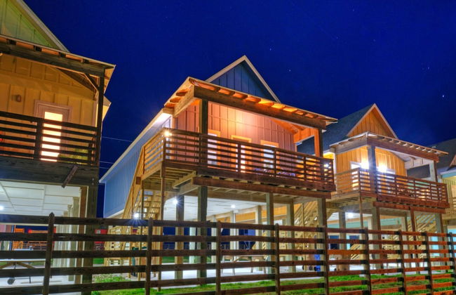 Big Trout by Avantstay Group Getaway w Dock - Foto 45