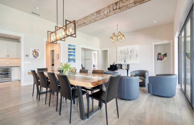 Luxe, Pool, Spa, Fire Pit, Game Room, Piano Sonoma Pool Retreat by Avantstay - Foto 10