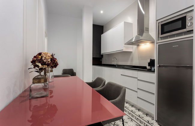 BIBO SUITES PLAZA NUEVA - Photo 31