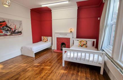 Ashton Mansion, Sleeps 20, Free Parking - Foto 10