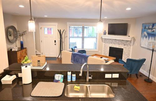 Black Mntn Modern Lux 2BR/2B w F place, Asheville - Foto 10