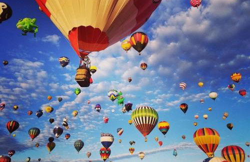 Private Gated Garden Suite in Historic Home, walk to UNM Football and Basketball, UNM and Pres Hospitals - Foto 23