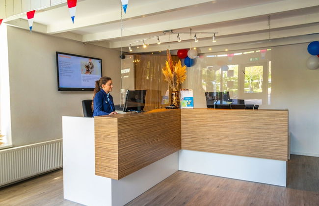 Chalet Near the Golf Course on a Holiday Park - Foto 2