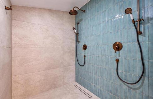 3 Bedroom Cozy Home In Gornje Plavnice - Foto 50