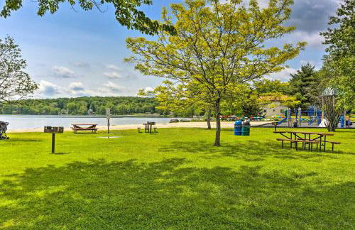 Excellent Lakeview Getaway with Watercrafts Included - Foto 42