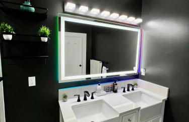 Calm 4BR-3BA 10 min DT Airport by LSP Homes - Foto 30