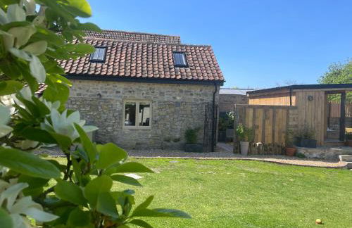 The Hideaway & Sauna at Ring O'Bells - Photo 2