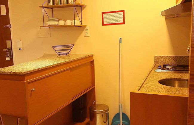 Completo em Hotel Localização Perfeita - Photo 14