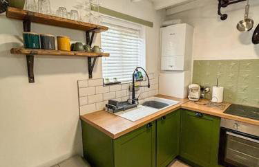 CosyCottage, Log Fire&Garden - Foto 4