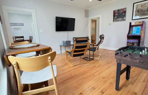 Quantico 3 BR SFH King Beds Game Room Walk to Train Station - Foto 19