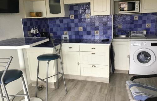 Studio et parking à 300m de la plage de Fréjus - Foto 3