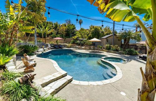 Resort style back yard heated pool and spa - Foto 7