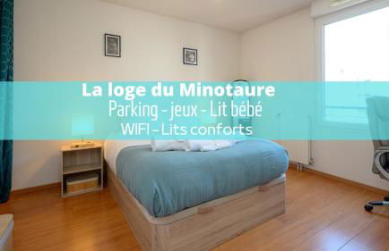 La loge du Minotaure, parking et bureaux - Foto 1
