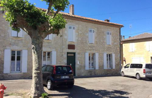 AU PLAISIR D ETAPE- ACCUEIL PELERINS uniquement - Photo 2