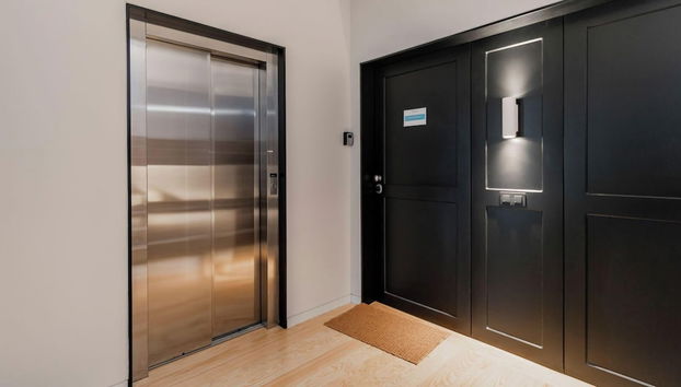 Almada 551 by LovelyStay - Foto 2, Entrada interior