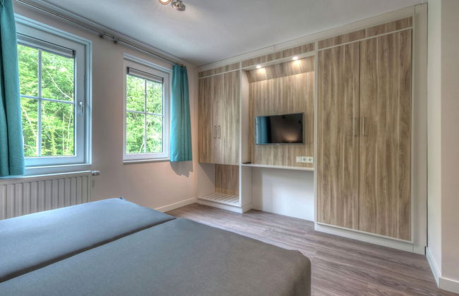 Luxurious, Stately Villa With Washing Machine, on a Holiday Park, Beach at 1 km - Photo 3