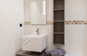 "Les Hauts du Marquet" - Meublé de tourisme 5 Etoiles - Gîte de groupe 15 Personnes en Cévennes - Piscine à débordement - Balnéo - Sauna - Nature - Foto 30