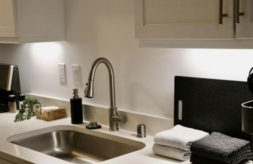 Emerald Oasis Cozy Living with Pet Park - Foto 38