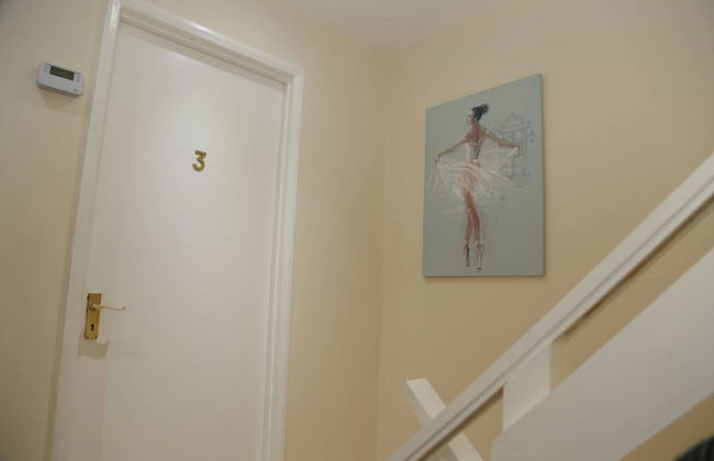 Room in House - Aa Guest Room2 - Foto 6