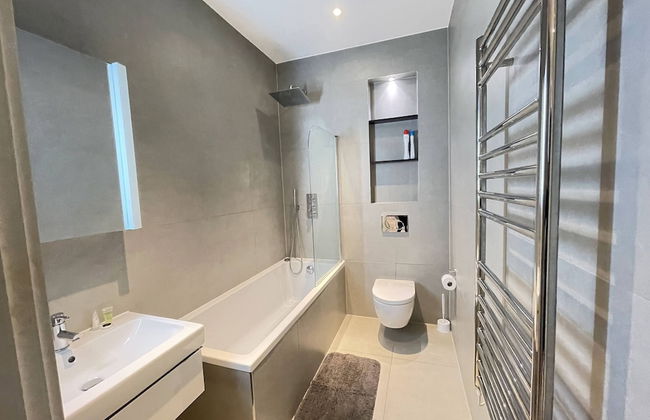 Remarkable 1-bed Apartment in Slough - Foto 8