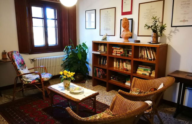 Villa Firenze Casa Serena - Photo 27