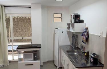 04 - ESTÚDIO com ÁREA PRIVATIVA, Vaga de garagem, Máquina de lavar, Wi-fi, TV smart, próximo a Skema School - Foto 27