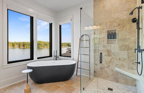 Luxe Lake Martin Home Pool Hot Tub Boat Dock - Foto 25