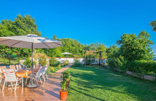 Adorable Holiday Home With Private Pool & Terrace With Barbecue - Foto 22