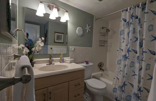 Beachfront Condo, Ocean Views, Near Patrick SFB - Foto 15