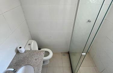 Duplex em Itaúna 4min da Praia que ocorre o WSL, 1min da pista de skate do LS, pracinha com parque infantil, quadra de futebol, tudo isso a 1 min da duplex, perto do comércio, wi-fi super rápido, monitoramento 24hrs - Foto 15