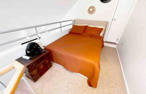 Top (third) floor loft condo. Full resort access. - Foto 9