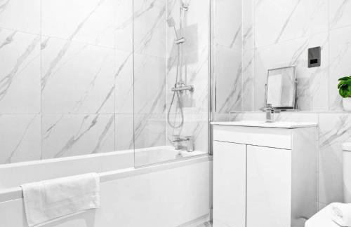 Stylish 2 Bed Apartment - City Center - Netflix 2AH - Foto 6