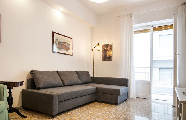 San Pietro Bright Apartment - Photo 1