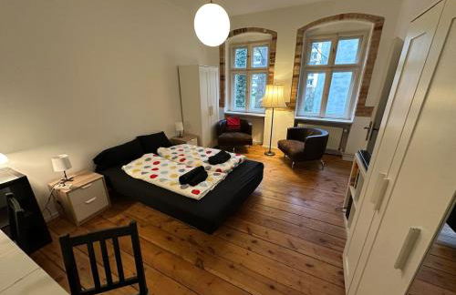 Typical Altbau in the heart of Berlin Wedding - Foto 7