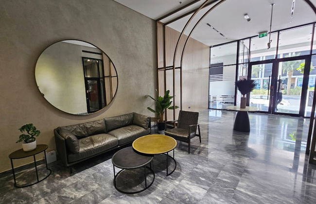 Luxury Studio in Jumeirah Village Circle - Photo 2