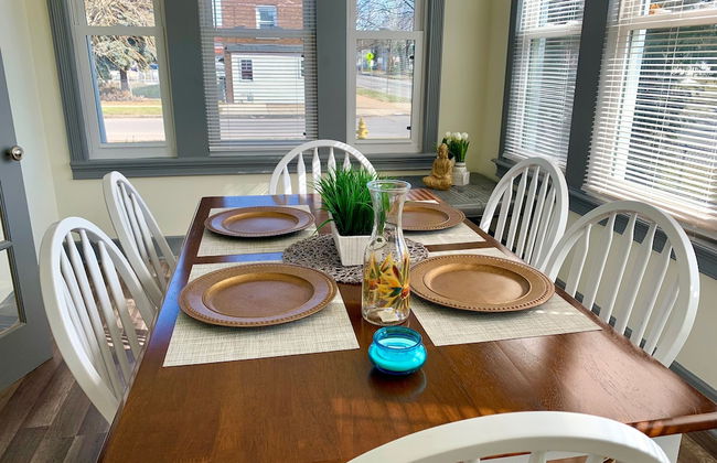 The Trotter Manor - With Private Yard & Parking, Near Falls & Casino by Niagara Hospital - Foto 14