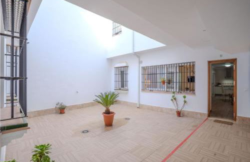 Apartment in Peñaflor with Charming Patio - Foto 23