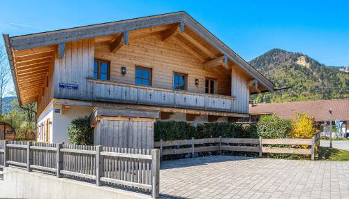 Chalet Kreuth II - Private Alpine Chalet next to Tegernsee for Family & Friends - including Sauna & free parking - Foto 3