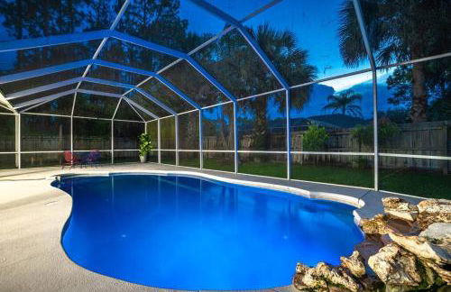 Salty Heated Pool Escape - Nearby Beach - Photo 12